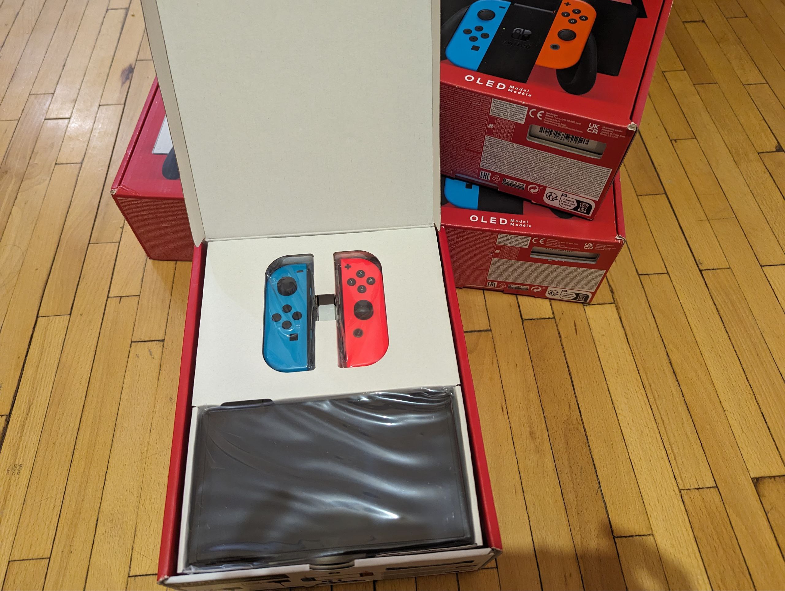 Nintendo Switch OLED, нова