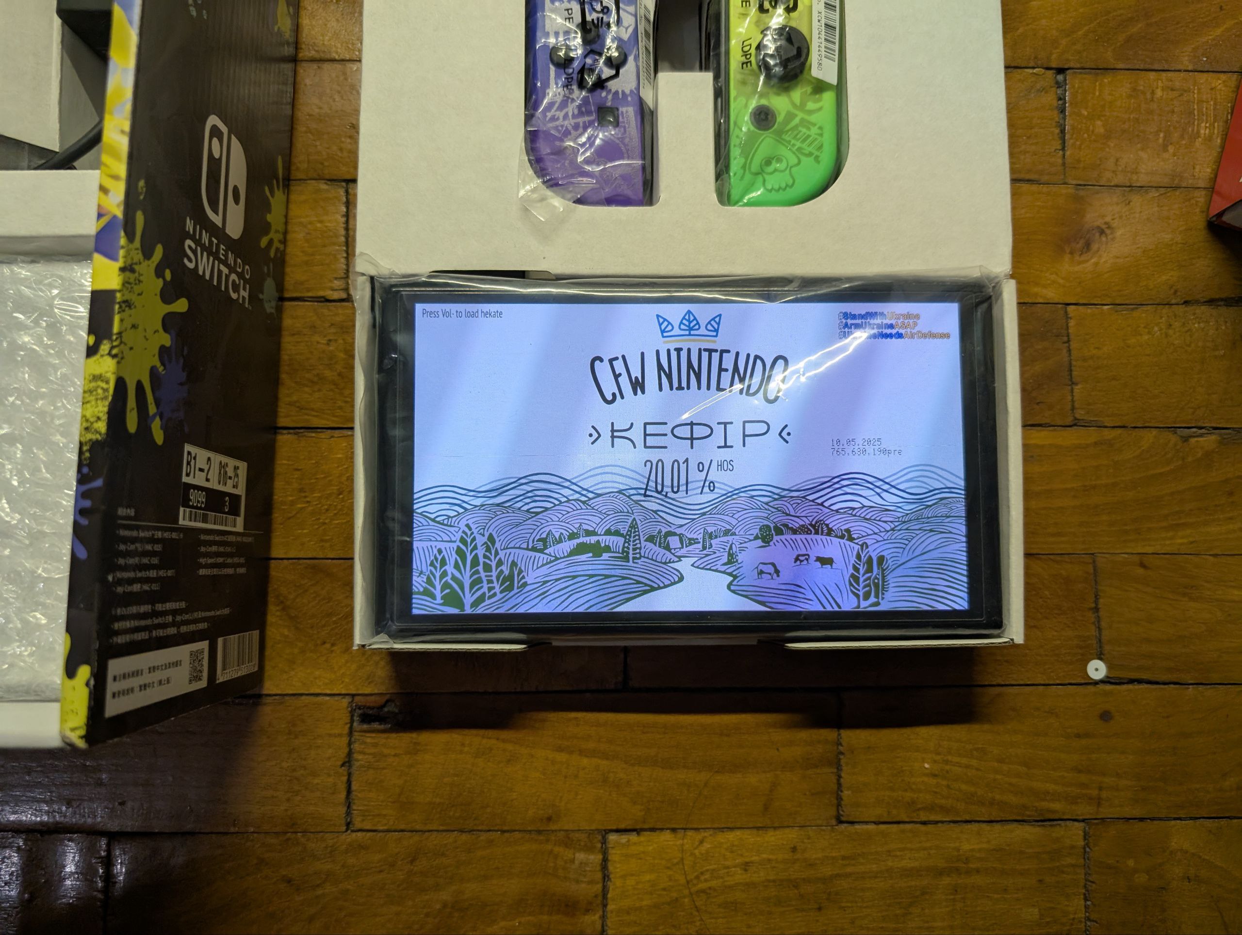 Nintendo Switch OLED, нова, лімітована