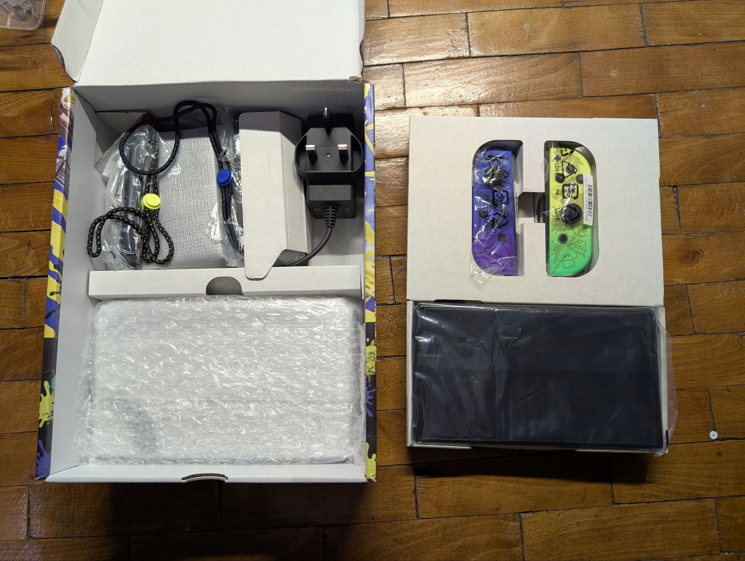 Nintendo Switch OLED, нова, лімітована
