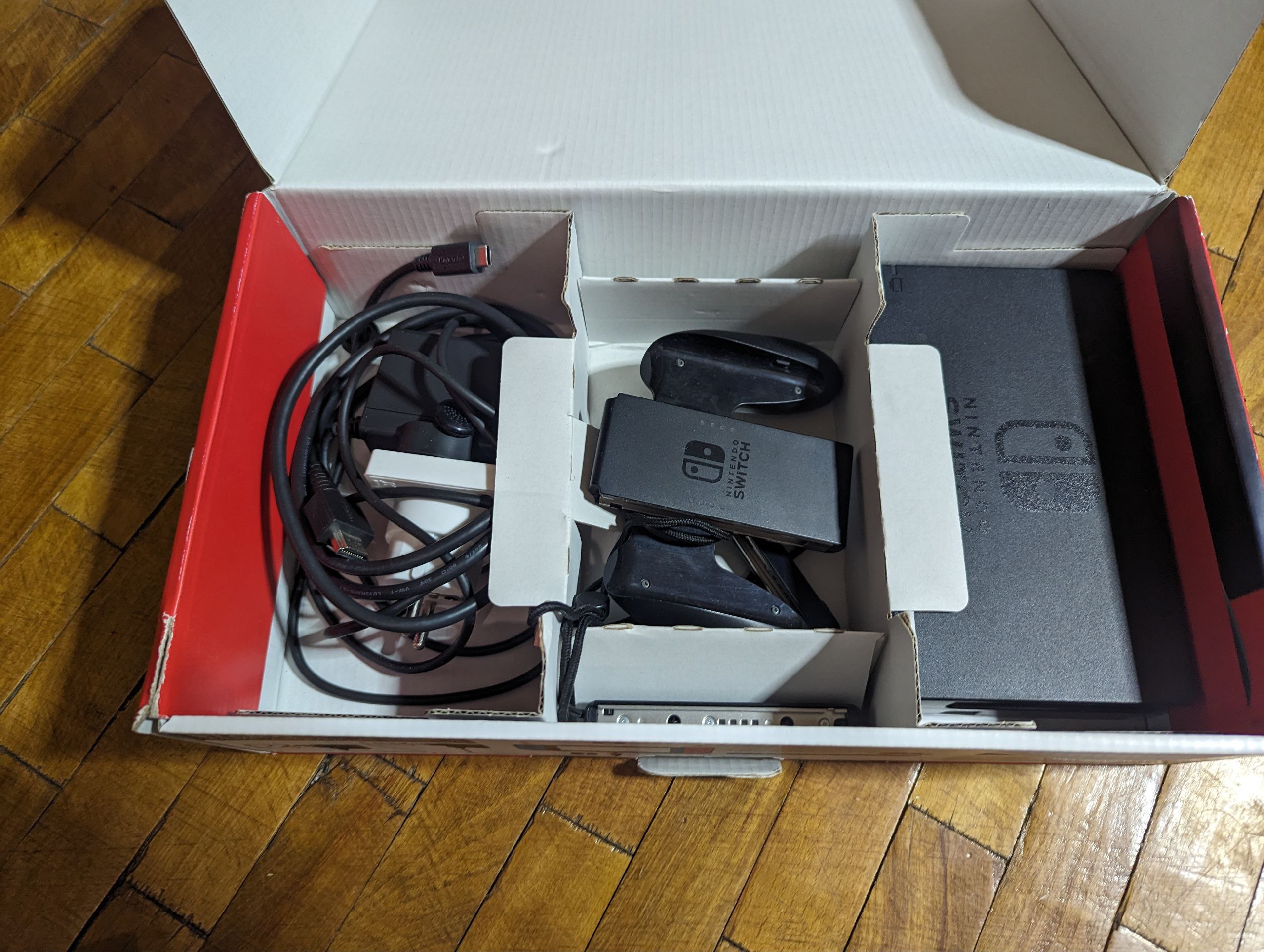 Nintendo Switch, 2 ревізія, вживана